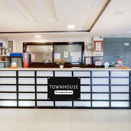 Super Townhouse Sector 38 Gurgaon Near Medanta Hotel Ngoại thất bức ảnh