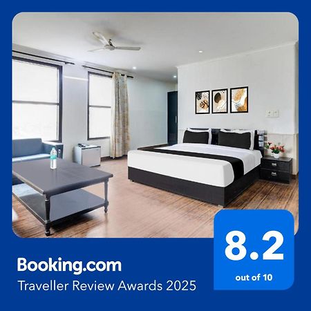 Super Townhouse Sector 38 Gurgaon Near Medanta Hotel Ngoại thất bức ảnh