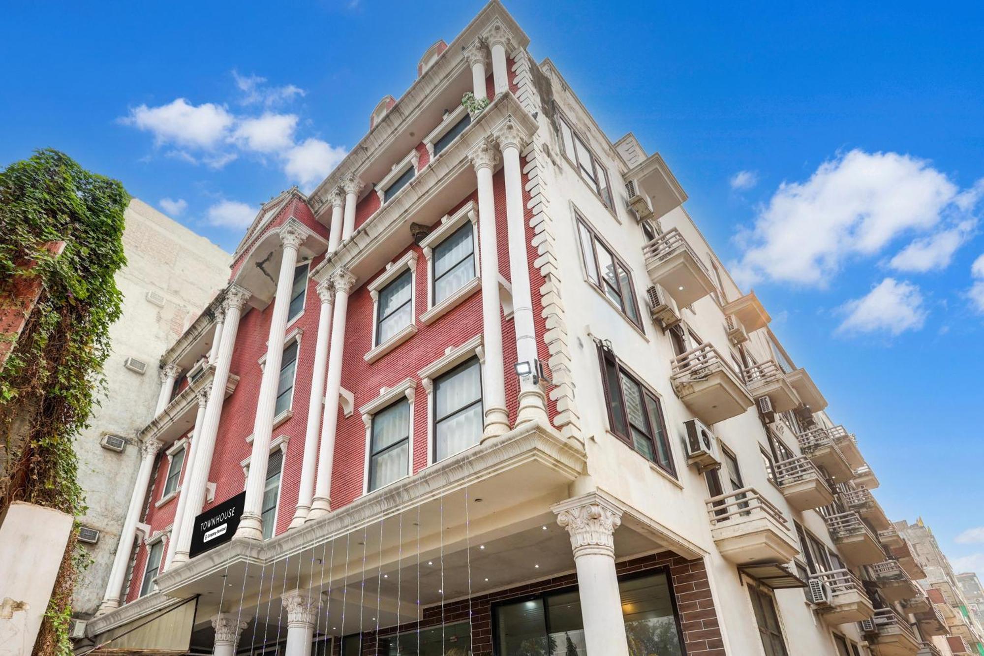 Super Townhouse Sector 38 Gurgaon Near Medanta Hotel Ngoại thất bức ảnh